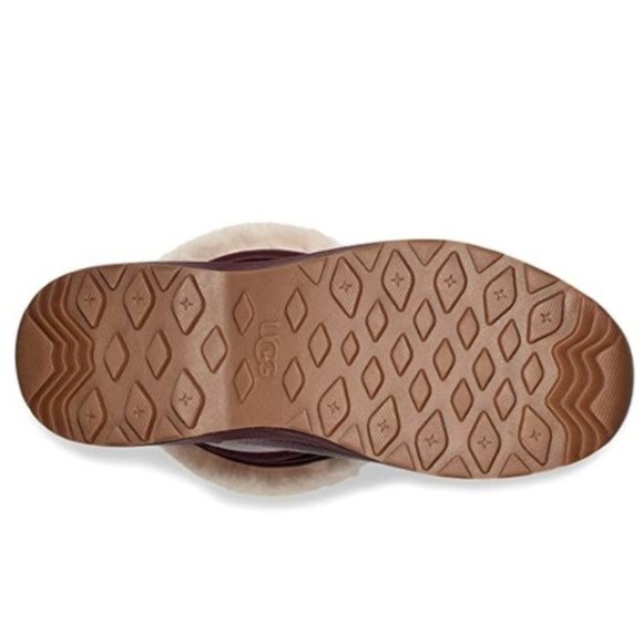 UGG Adirondack III Women's Boot - Picture 5 of 5